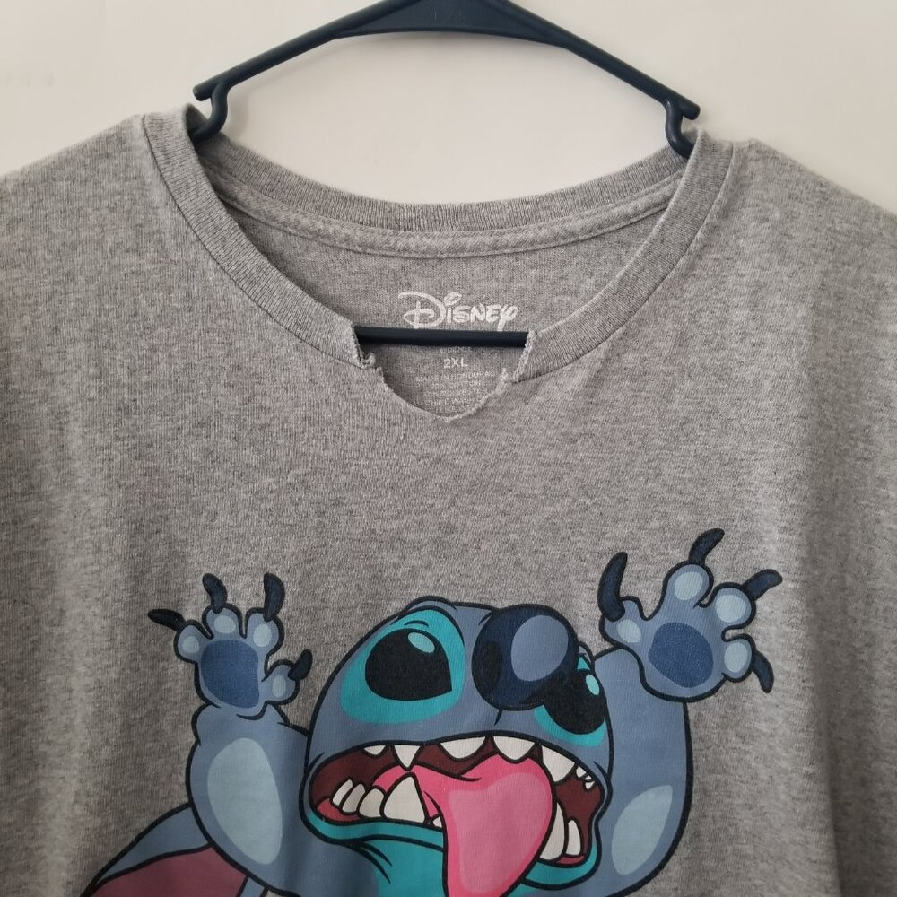 Disney Lilo & Stitch Women 2XL Gray Graphic Wild One Short Sleeve Cutoff Crop To - Picture 4 of 9